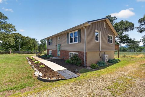 Tiny photo for 935 Turkey Mountain Rd. RD, Amherst, VA 24521 (MLS # 366369)