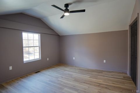 Tiny photo for 620 Florida Avenue, Lynchburg, VA 24504 (MLS # 364555)