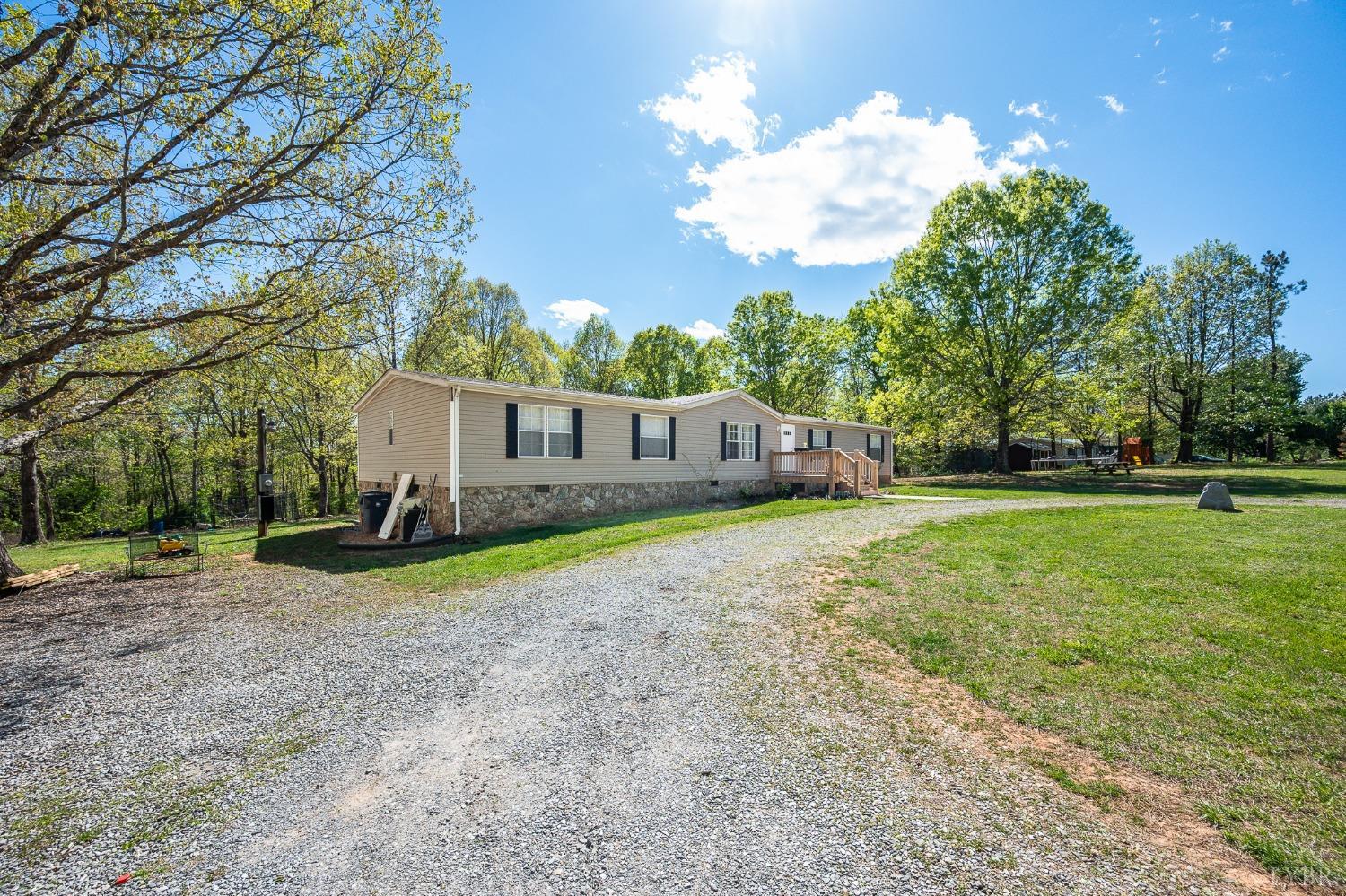 53 Swan Creek Road, Gladys, Virginia image 3