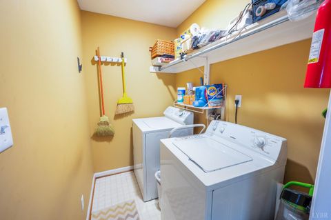 Tiny photo for 268 Cedar Hill Road, Amherst, VA 24521 (MLS # 366492)