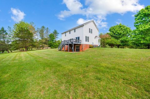 Tiny photo for 268 Cedar Hill Road, Amherst, VA 24521 (MLS # 366492)
