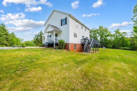 Tiny photo for 268 Cedar Hill Road, Amherst, VA 24521 (MLS # 366492)