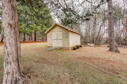 Tiny photo for 7143 Gladys Road, Altavista, VA 24517 (MLS # 364515)