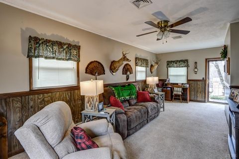 Tiny photo for 7143 Gladys Road, Altavista, VA 24517 (MLS # 364515)