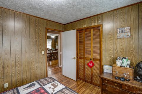 Tiny photo for 7143 Gladys Road, Altavista, VA 24517 (MLS # 364515)