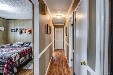Tiny photo for 7143 Gladys Road, Altavista, VA 24517 (MLS # 364515)
