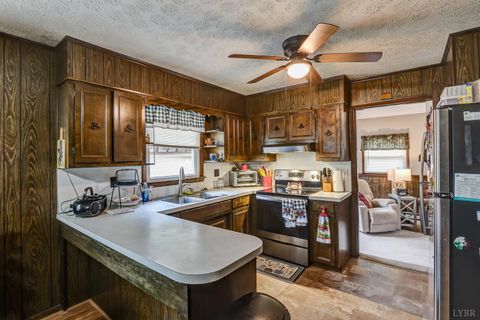 Tiny photo for 7143 Gladys Road, Altavista, VA 24517 (MLS # 364515)
