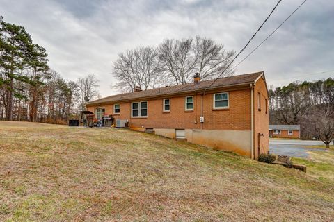 Tiny photo for 7143 Gladys Road, Altavista, VA 24517 (MLS # 364515)