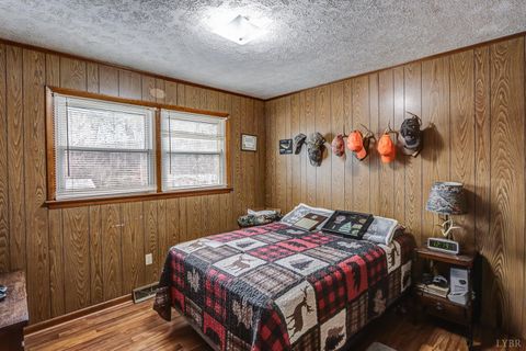 Tiny photo for 7143 Gladys Road, Altavista, VA 24517 (MLS # 364515)