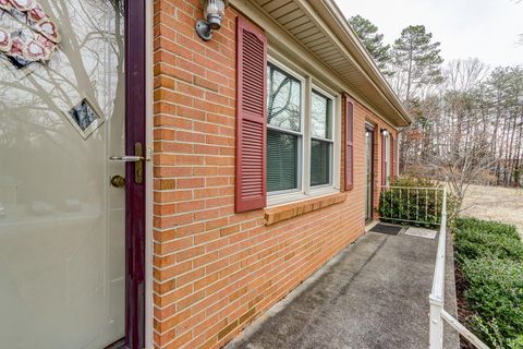 Tiny photo for 7143 Gladys Road, Altavista, VA 24517 (MLS # 364515)