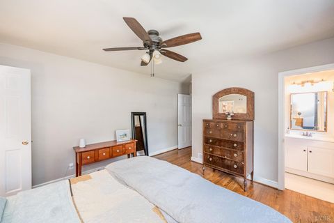 Tiny photo for 1106 Villa Road, Lynchburg, VA 24503 (MLS # 362834)