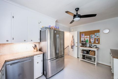 Tiny photo for 1106 Villa Road, Lynchburg, VA 24503 (MLS # 362834)