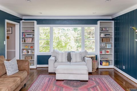 Tiny photo for 1106 Villa Road, Lynchburg, VA 24503 (MLS # 362834)