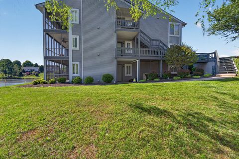 Tiny photo for 3224 Spinnaker Point, Forest, VA 24551 (MLS # 365837)