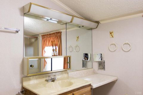 Tiny photo for 7941 Sugar Hill Road, Brookneal, VA 24528 (MLS # 362862)