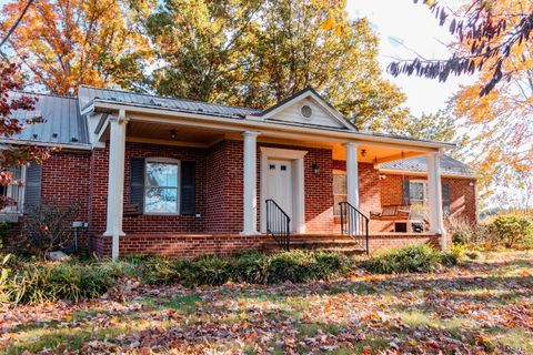 Tiny photo for 7941 Sugar Hill Road, Brookneal, VA 24528 (MLS # 362862)