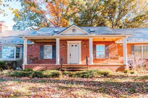 Tiny photo for 7941 Sugar Hill Road, Brookneal, VA 24528 (MLS # 362862)