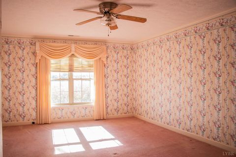 Tiny photo for 7941 Sugar Hill Road, Brookneal, VA 24528 (MLS # 362862)