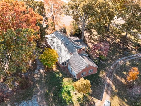 Tiny photo for 7941 Sugar Hill Road, Brookneal, VA 24528 (MLS # 362862)