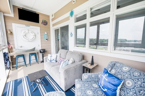 Tiny photo for 1245 Graves Harbor Trail #212, Huddleston, VA 24104 (MLS # 364509)