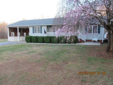Photo of 1098 St Paul Church Circle, Forest, VA 24551 (MLS # 365224)