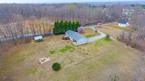 Tiny photo for 1098 St Paul Church Circle, Forest, VA 24551 (MLS # 365224)