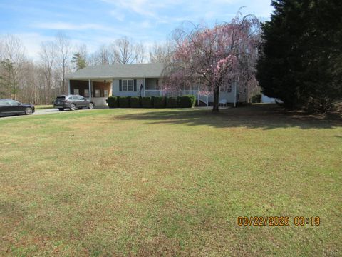Tiny photo for 1098 St Paul Church Circle, Forest, VA 24551 (MLS # 365224)
