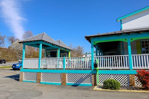 Tiny photo for 4001 Murray Pl, Lynchburg, VA 24501 (MLS # 363684)