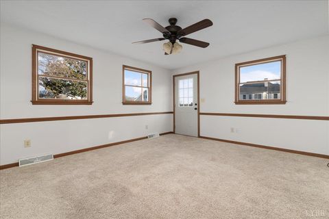 Tiny photo for 4087 Lowry Road, Goode, VA 24556 (MLS # 364493)