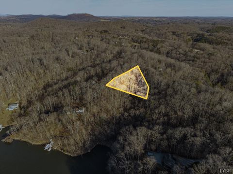 Tiny photo for 1 Woodlake Drive #16, Goodview, VA 24095 (MLS # 366580)
