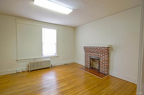 Tiny photo for 3202 Memorial Avenue, Lynchburg, VA 24501 (MLS # 366785)