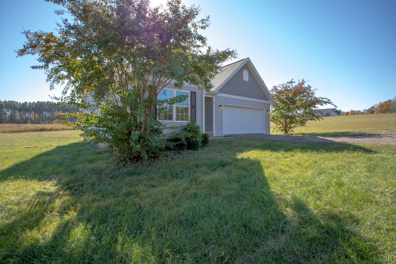 62 E Lockett Creek Boulevard, Farmville, Virginia image 4