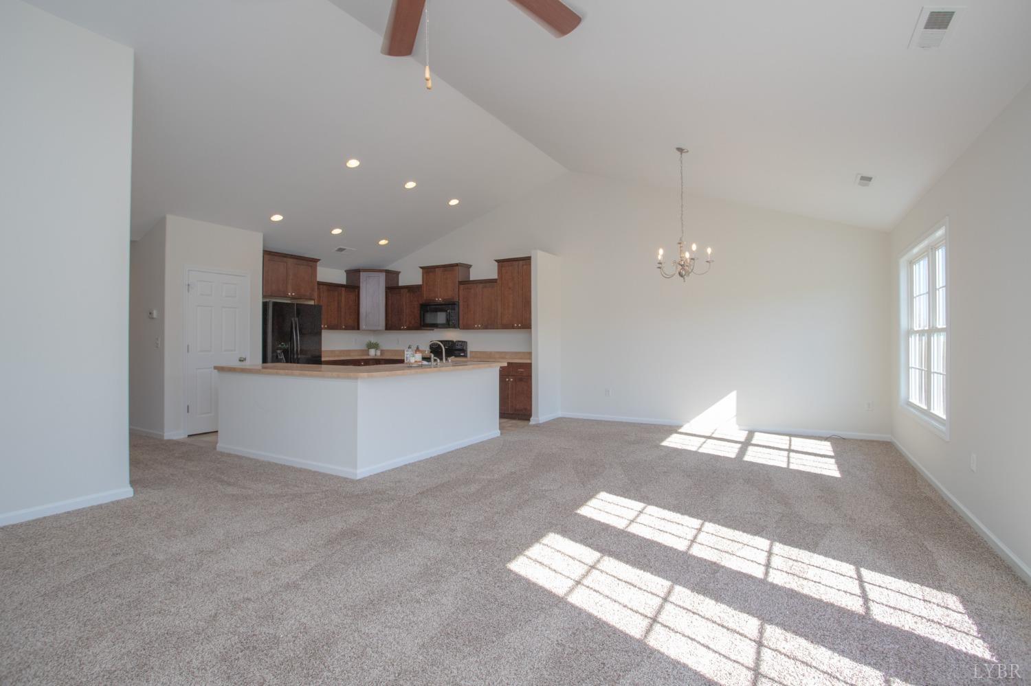 62 E Lockett Creek Boulevard, Farmville, Virginia image 22