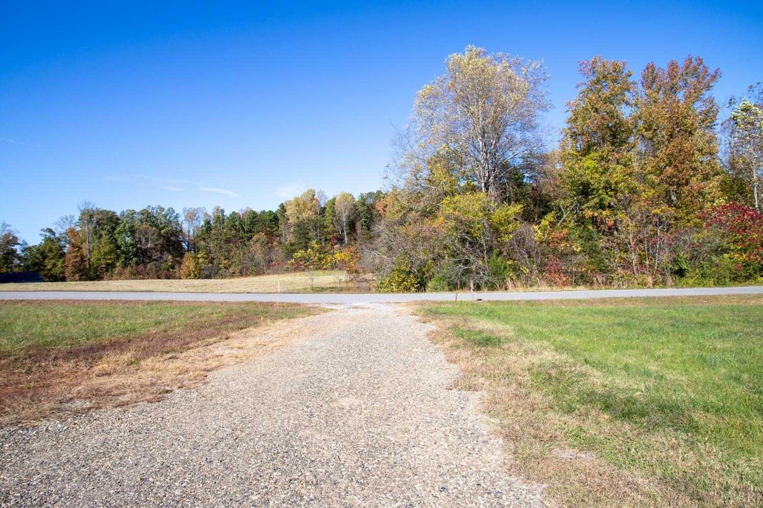 62 E Lockett Creek Boulevard, Farmville, Virginia image 46