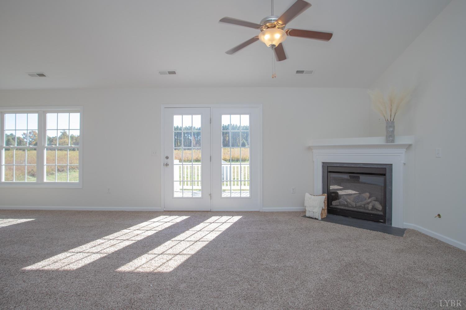 62 E Lockett Creek Boulevard, Farmville, Virginia image 21