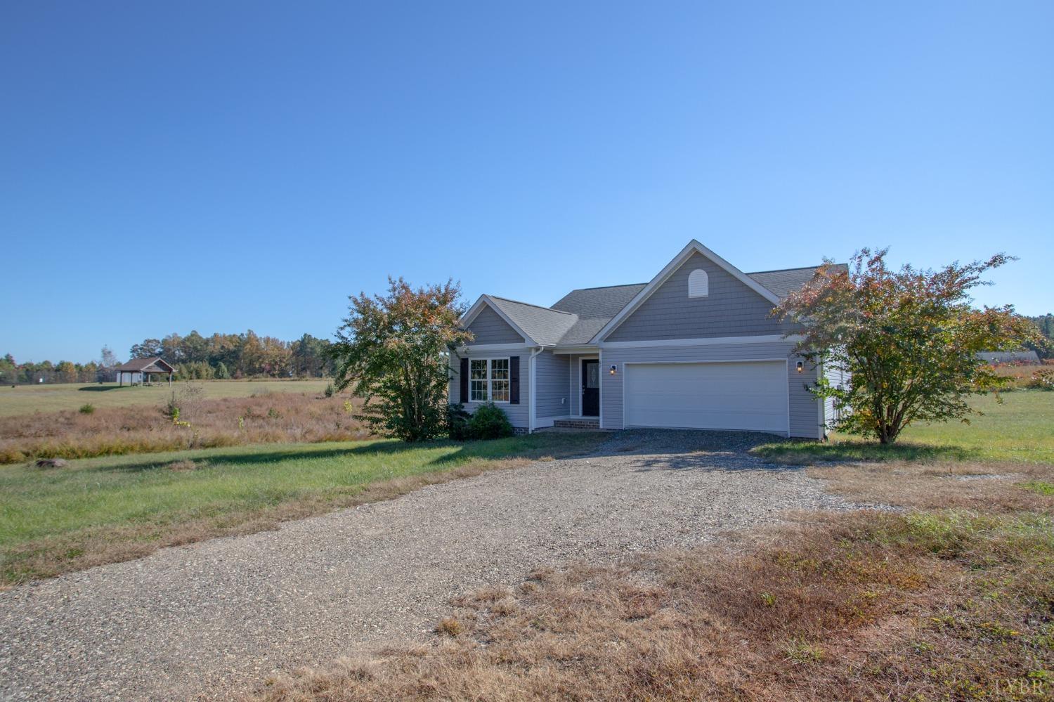 62 E Lockett Creek Boulevard, Farmville, Virginia image 3