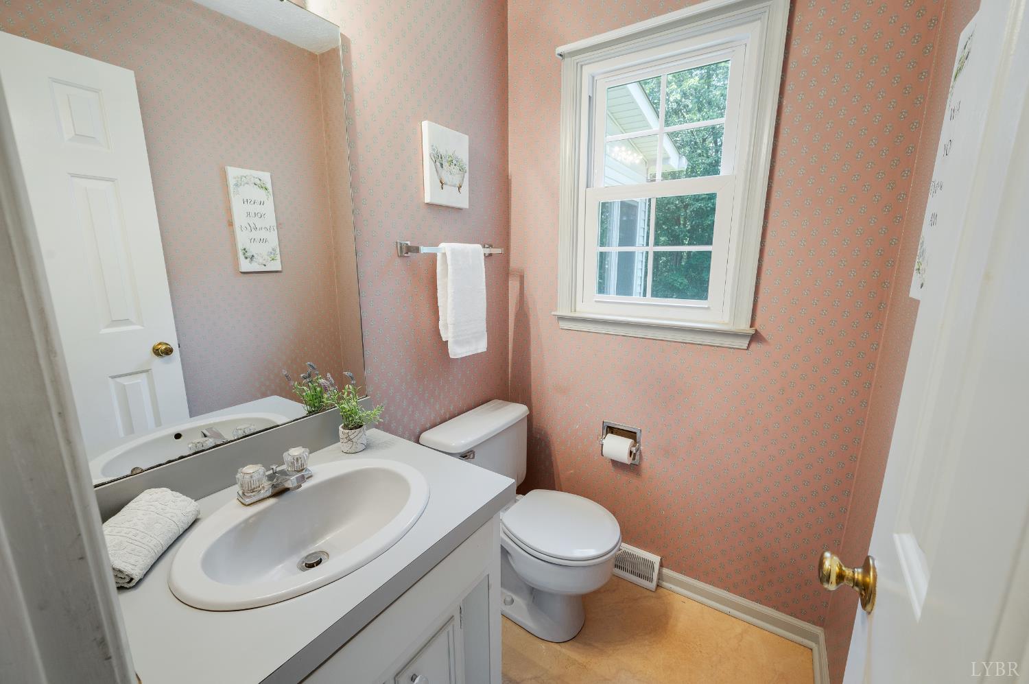 117 Hunters Creek Road, Forest, Virginia image 13