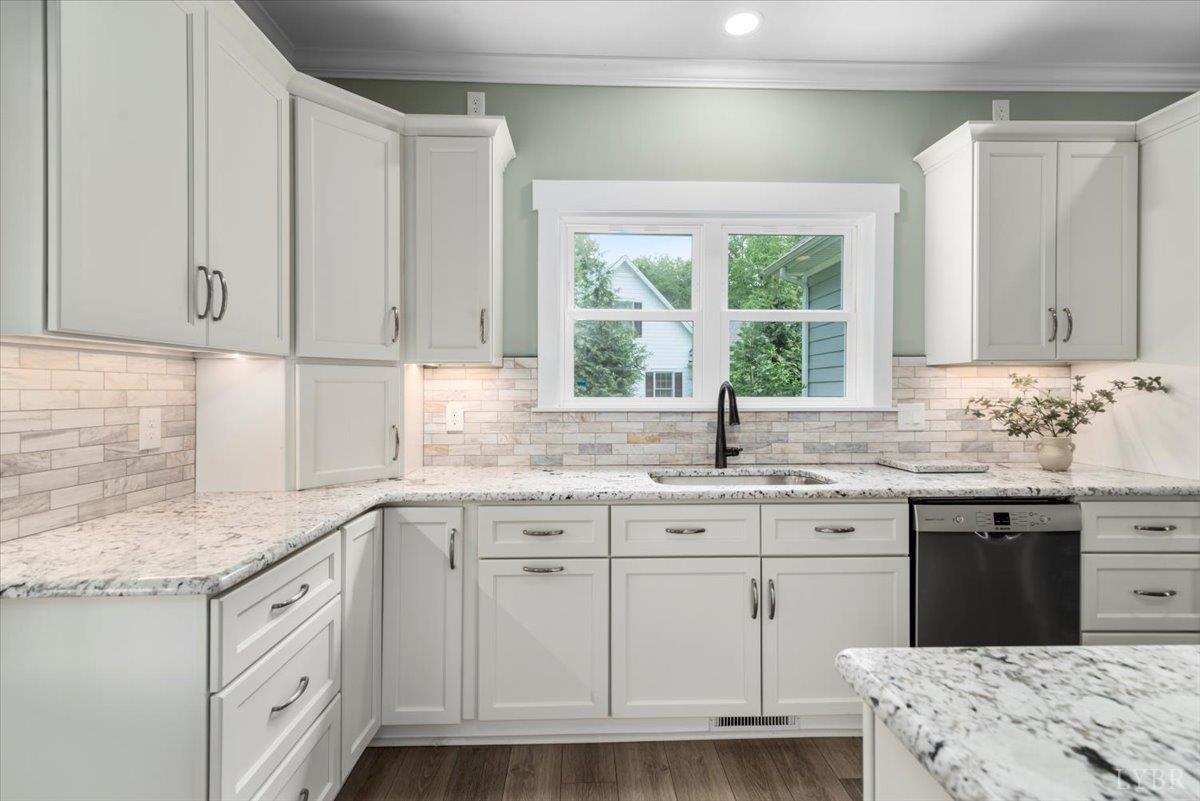 1045 Middlebrook Court, Forest, Virginia image 41