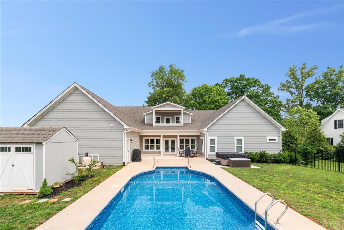 1045 Middlebrook Court, Forest, Virginia image 5