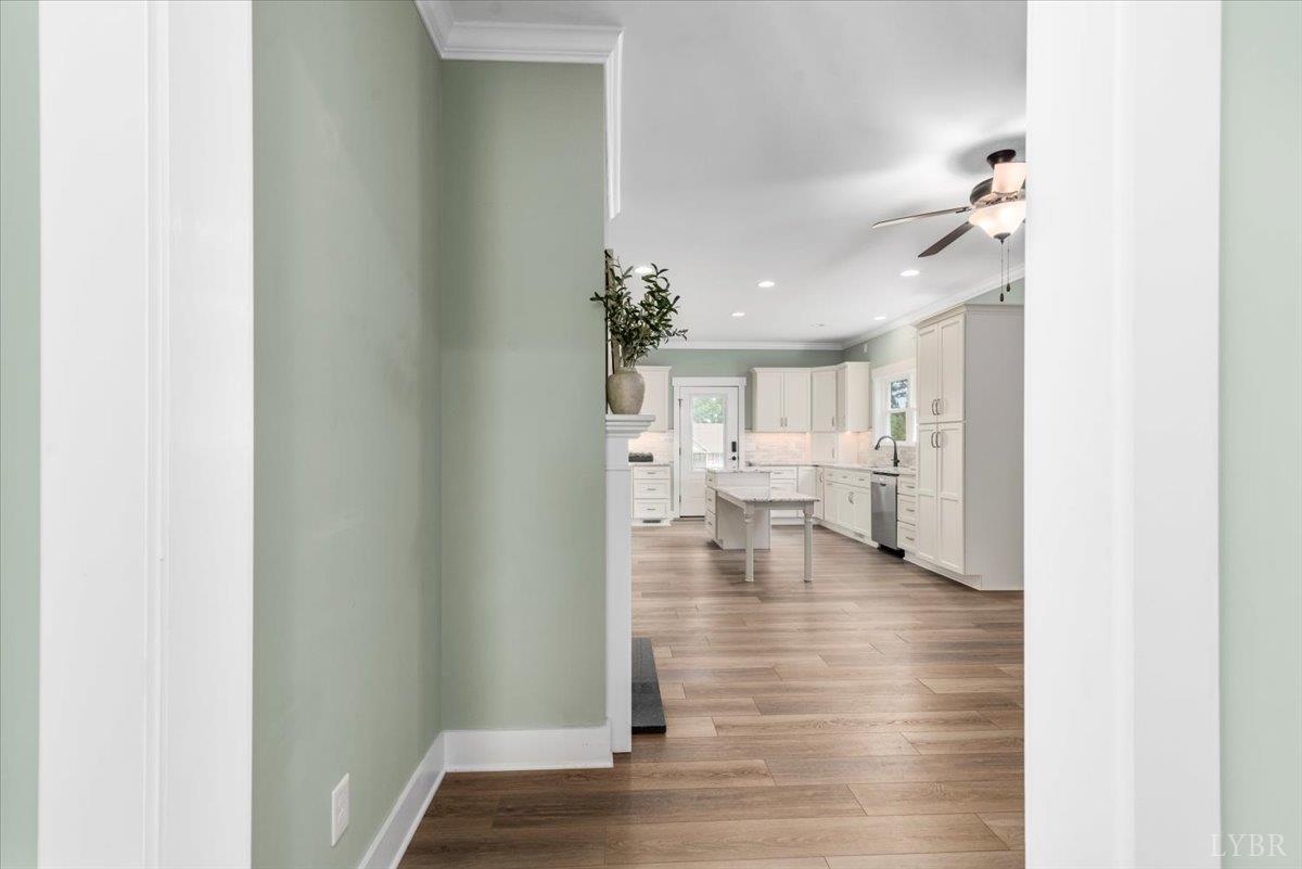 1045 Middlebrook Court, Forest, Virginia image 37