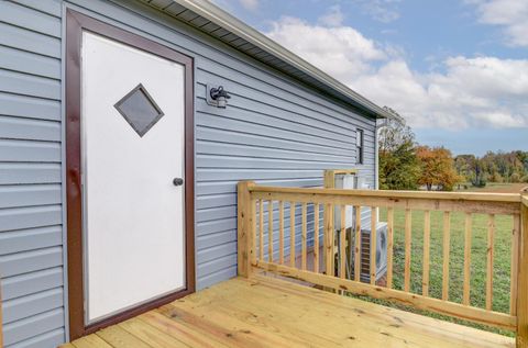 Tiny photo for 195 Dews Road, Hurt, VA 24563 (MLS # 362795)