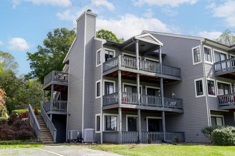 Photo of 1102 Twin Springs Court, Forest, VA 24551 (MLS # 362233) Photo of 1102 Twin Springs Court, Forest, VA 24551 (MLS # 362233)