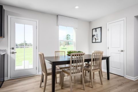 Tiny photo for 23 Crossing Court, Bedford, VA 24523 (MLS # 362991)