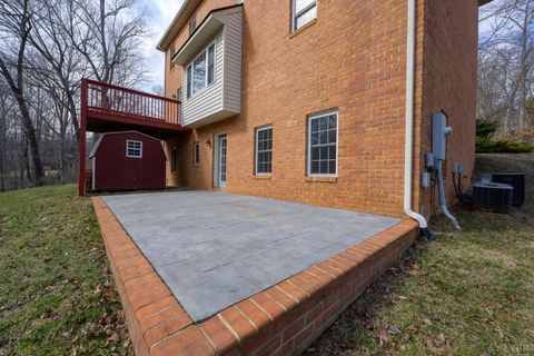 Tiny photo for 425 Harvest Court, Lynchburg, VA 24502 (MLS # 364647)