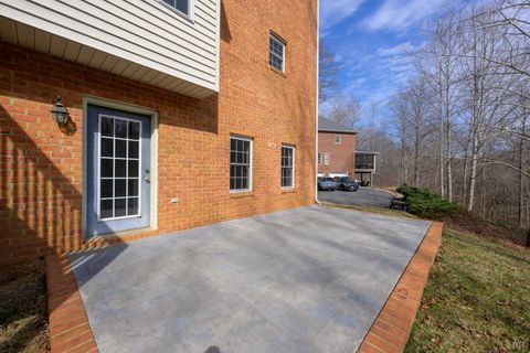 Tiny photo for 425 Harvest Court, Lynchburg, VA 24502 (MLS # 364647)
