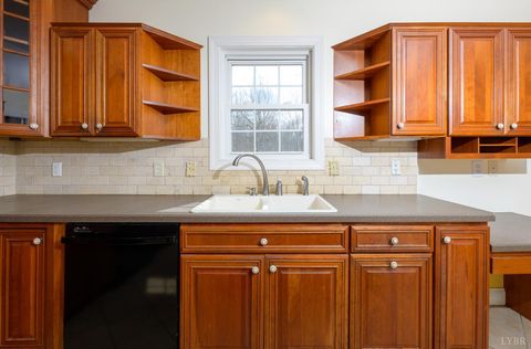 Tiny photo for 425 Harvest Court, Lynchburg, VA 24502 (MLS # 364647)