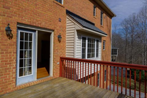 Tiny photo for 425 Harvest Court, Lynchburg, VA 24502 (MLS # 364647)