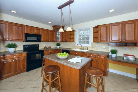 Tiny photo for 425 Harvest Court, Lynchburg, VA 24502 (MLS # 364647)