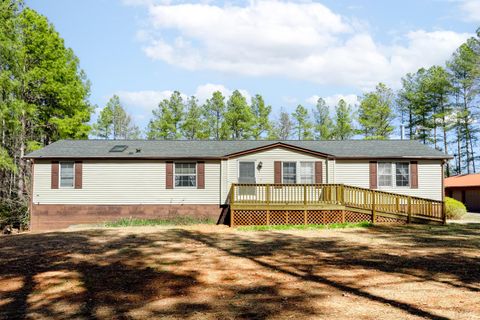 Tiny photo for 750 Price Ln Ln, Pamplin, VA 23958 (MLS # 364971)