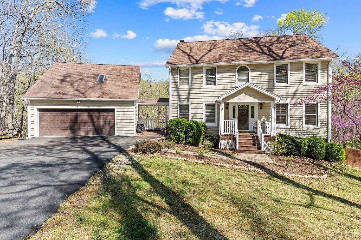 504 Meadowridge Drive, Lynchburg, Virginia image 1